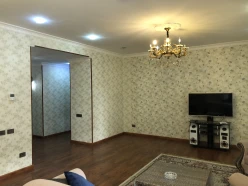 Satılır yeni tikili 3 otaqlı 130 m², 28 May m.-7