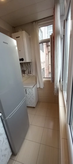 Satılır köhnə tikili 3 otaqlı 43 m²,  Memar Əcəmi m.-17