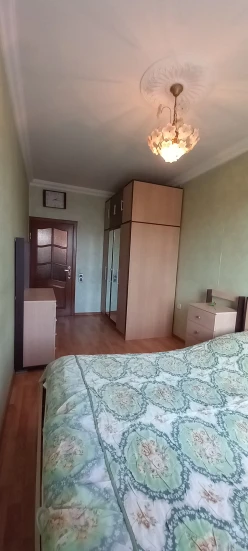 Satılır köhnə tikili 3 otaqlı 43 m²,  Memar Əcəmi m.-4