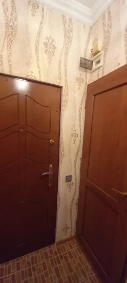 Satılır köhnə tikili 3 otaqlı 43 m²,  Memar Əcəmi m.-20