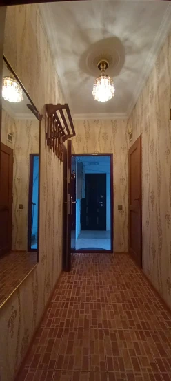 Satılır köhnə tikili 3 otaqlı 43 m²,  Memar Əcəmi m.-22