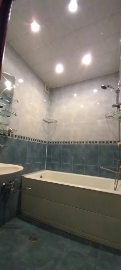 Satılır köhnə tikili 3 otaqlı 43 m²,  Memar Əcəmi m.-8