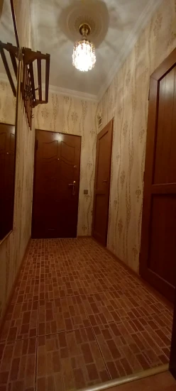 Satılır köhnə tikili 3 otaqlı 43 m²,  Memar Əcəmi m.-21