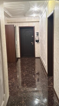Satılır yeni tikili 3 otaqlı 135 m², Həzi Aslanov m.-2 Satılır yeni tikili 3 otaqlı 135 m², Həzi Aslanov m.-2
