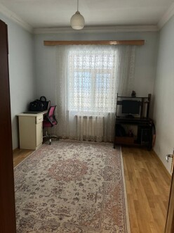 Satılır ev/villa 5 otaqlı 150 m²,  Azadlıq prospekti m.-5