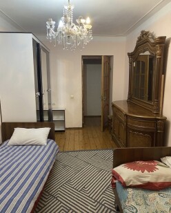 Satılır köhnə tikili 3 otaqlı 62.8 m²,  Nəriman Nərimanov m.-5