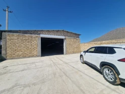 Satılır obyekt 1800 m²,  Binəqədi-9