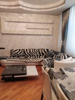 Satılır yeni tikili 3 otaqlı 83 m²,  Səbail-5