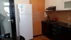 İcarə yeni tikili 3 otaqlı 120 m², İnşaatçılar m.-8