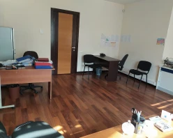 İcarə ofis 11 otaqlı 420 m², 28 May m.-12