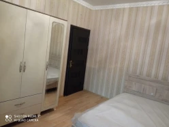 İcarə yeni tikili 5 otaqlı 120 m², İnşaatçılar m.-8