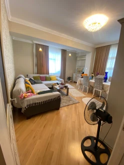 Satılır yeni tikili 3 otaqlı 115 m², İnşaatçılar m.-7