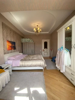 Satılır yeni tikili 3 otaqlı 115 m², İnşaatçılar m.-12