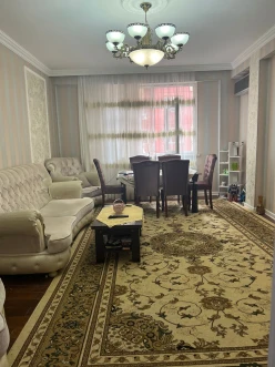 Satılır yeni tikili 3 otaqlı 115 m², İnşaatçılar m.