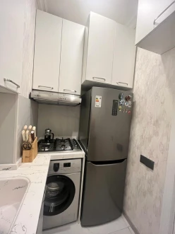 Satılır yeni tikili 2 otaqlı 44 m², Yasamal q.-10