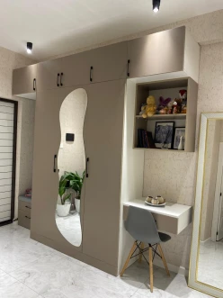 Satılır yeni tikili 2 otaqlı 58 m², İnşaatçılar m.-7