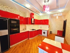 İcarə yeni tikili 3 otaqlı 135 m², Səbail r.-9