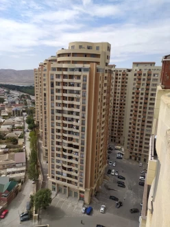 Satılır yeni tikili 3 otaqlı 155 m², Yasamal q.-3