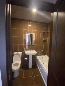 Satılır yeni tikili 2 otaqlı 60 m², İnşaatçılar m.-7