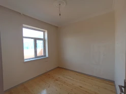 Satılır yeni tikili 3 otaqlı 160 m², Binə q.-4