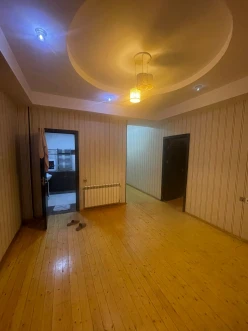 Satılır yeni tikili 3 otaqlı 155 m², İnşaatçılar m.-14