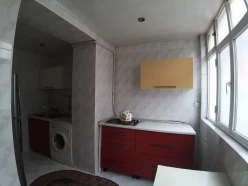 Satılır köhnə tikili 3 otaqlı 70 m², Elmlər Akademiyası m.-5