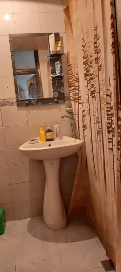 Satılır köhnə tikili 3 otaqlı 80 m², Yasamal r.-8