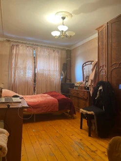 Satılır köhnə tikili 3 otaqlı 90 m², Yasamal r.-5