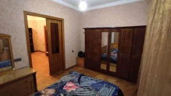 Satılır köhnə tikili 3 otaqlı 80 m², Yasamal r.-4