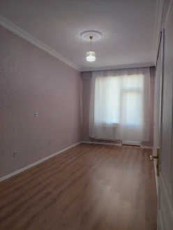 Satılır yeni tikili 2 otaqlı 72 m², Saray q.-2