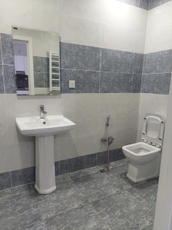 Satılır yeni tikili 2 otaqlı 72 m², Saray q.-6