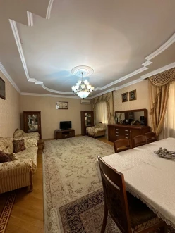 Satılır ev/villa 8 otaqlı 360 m², Avtovağzal m.-7