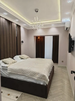 Satılır yeni tikili 2 otaqlı 68 m²,  Ağ şəhər-4