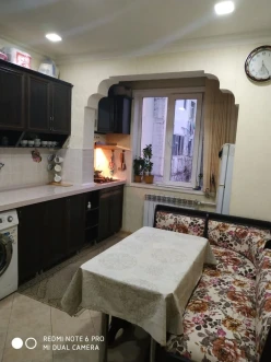 Satılır köhnə tikili 2 otaqlı 60 m², Badamdar q.-4