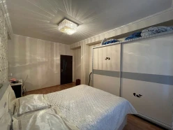 Satılır yeni tikili 2 otaqlı 60.5 m², İnşaatçılar m.-6