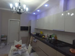 Satılır yeni tikili 4 otaqlı 147 m², Yasamal r.-6