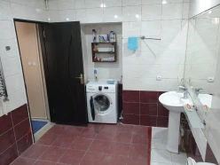 Satılır köhnə tikili 4 otaqlı 120 m², Yasamal r.-10