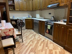 Satılır yeni tikili 4 otaqlı 164 m², Yasamal r.-4