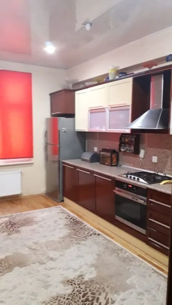 İcarə yeni tikili 3 otaqlı 140 m², Badamdar q.-13