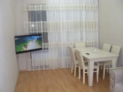 İcarə yeni tikili 2 otaqlı 70 m², Şah İsmayıl Xətai m.-3