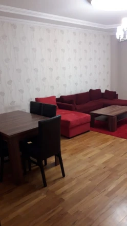 İcarə yeni tikili 3 otaqlı 140 m², Badamdar q.-4