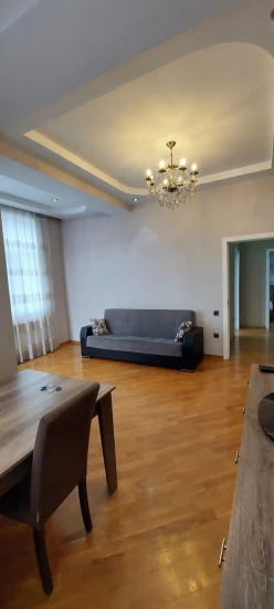 İcarə yeni tikili 2 otaqlı 85 m², Memar Əcəmi m.-9