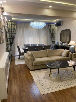 İcarə yeni tikili 4 otaqlı 196 m², Xətai r.-3