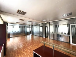 İcarə ofis 7 otaqlı 300 m², Nərimanov r.-2