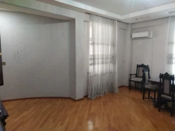 İcarə yeni tikili 3 otaqlı 140 m²,  Neftçilər m.-2