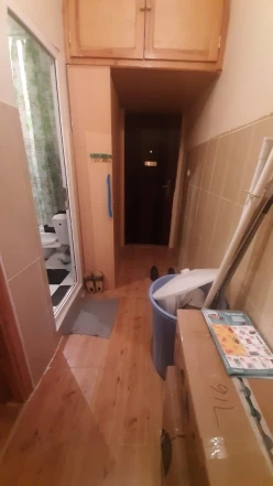 Satılır köhnə tikili 2 otaqlı 40 m², İnşaatçılar m. Satılır köhnə tikili 2 otaqlı 40 m², İnşaatçılar m.