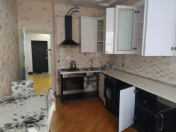 İcarə yeni tikili 3 otaqlı 140 m²,  Neftçilər m.-12
