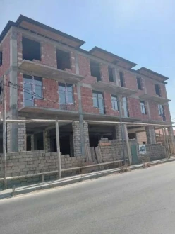 Satılır obyekt 1600 m²,  Qaraçuxur-3