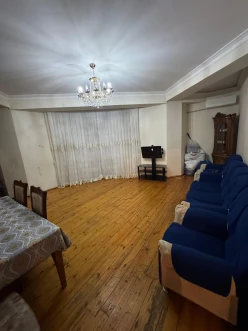 İcarə yeni tikili 3 otaqlı 120 m²,  İnşaatçılar m.-2