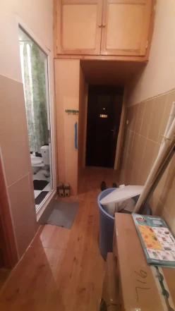 Satılır köhnə tikili 2 otaqlı 40 m², İnşaatçılar m.-5 Satılır köhnə tikili 2 otaqlı 40 m², İnşaatçılar m.-5